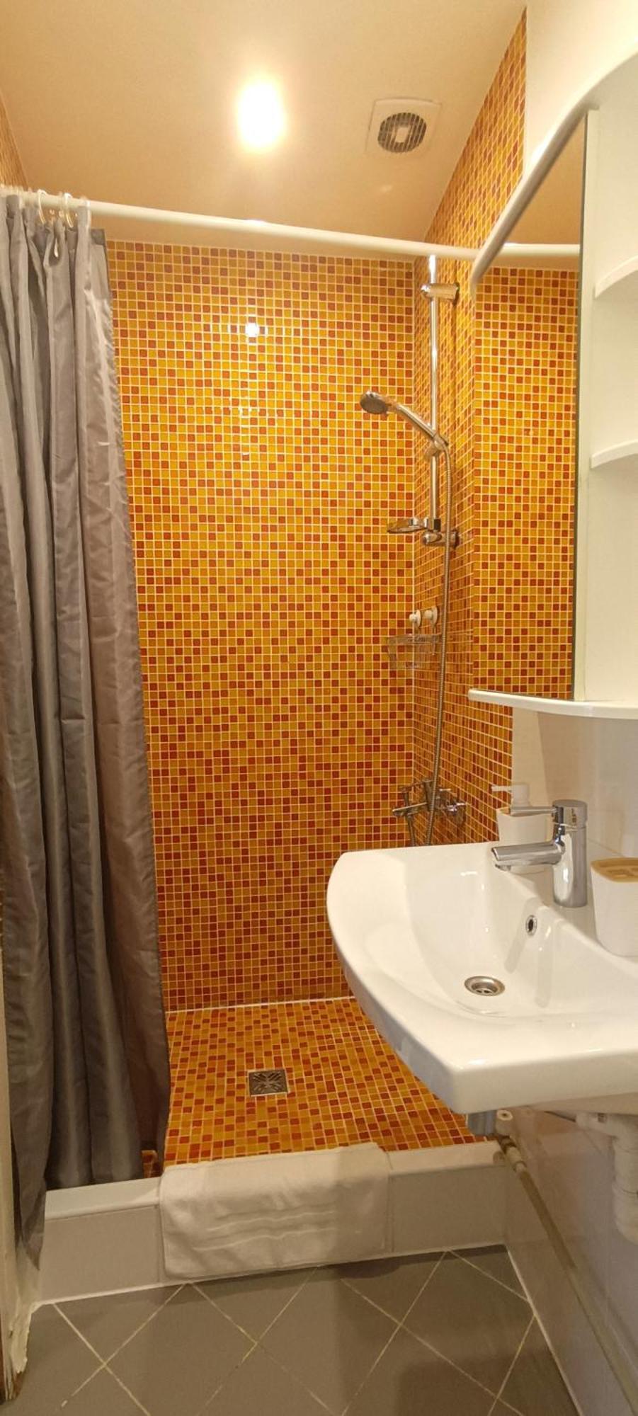Apartament Old Town 2 Bedroom Near Dome Square & Scenic Waterfront